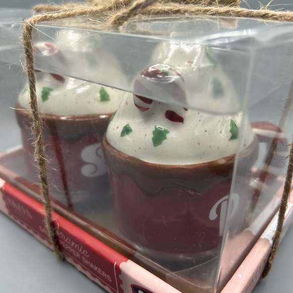 BKLYN Steel Co Hot Cocoa Cup Salt And Pepper Set Christmas Holiday Winter NEW - Picture 2 of 6